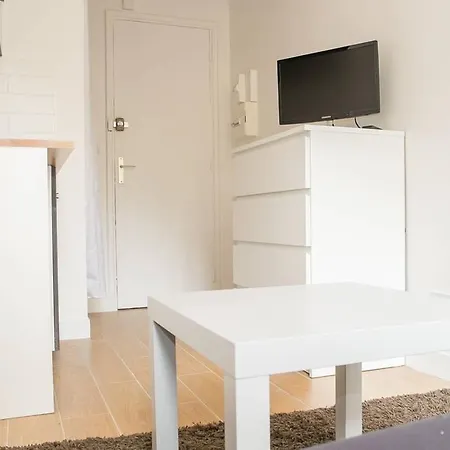 Studio Proche Tour Eiffel Apartment